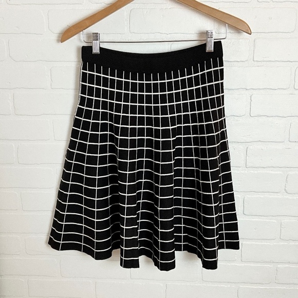 Saks Fifth Avenue Black Label Knit Skirt Plaid Academia Black Cream High waist M - Picture 2 of 10
